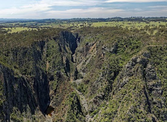 australia/new-england/landmark/wollomombi-falls-picnic-area