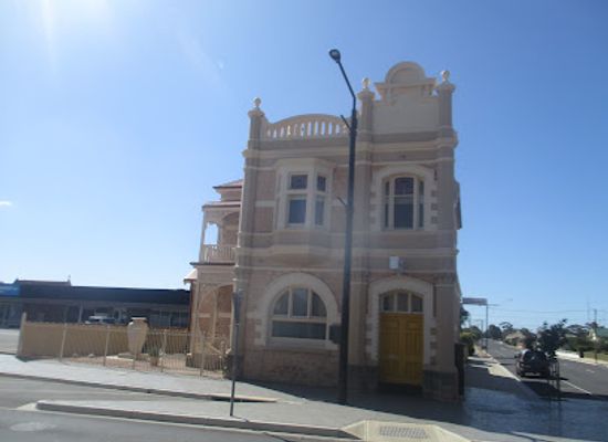 australia/yorke-peninsula/landmark/ray-white-yorke-peninsula