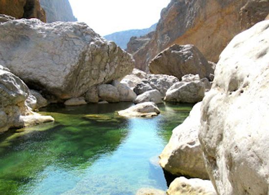 oman/wadi-bani-khalid/landmark/wadi-bani-khaled-2