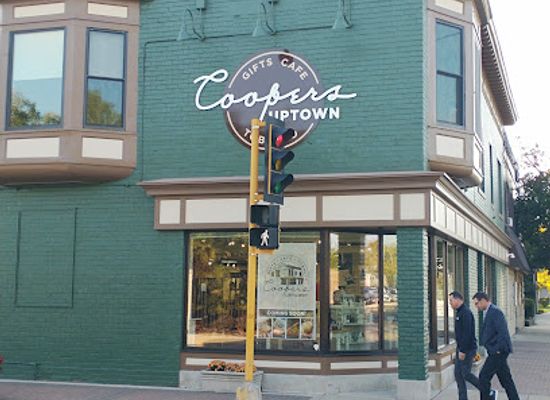 wisconsin/kenosha/landmark/coopers-uptown