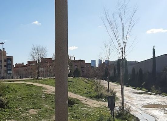 spain/madrid-community/landmark/crucero-camino-de-santiago