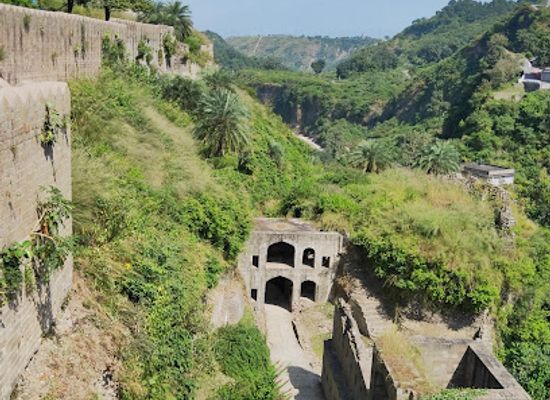 india/himachal-pradesh/landmark/kangra-fort