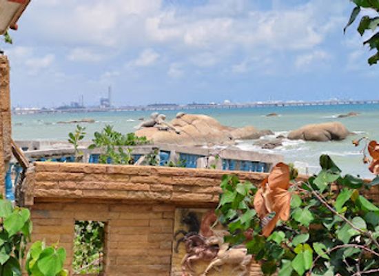 thailand/eastern-thailand/landmark/nam-rin-beach