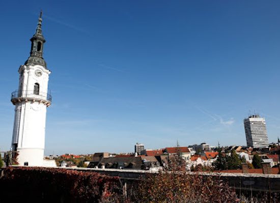 hungary/veszprem/landmark/veszprem-fire-watch-tower