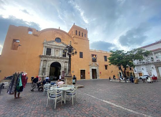colombia/cartagena/landmark/plaza-de-santo-domingo
