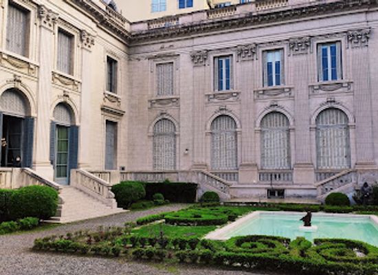 argentina/buenos-aires/landmark/museo-nacional-de-arte-decorativo
