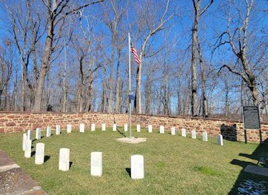 maryland/capital-region/landmark/ball-s-bluff-national-cemetery