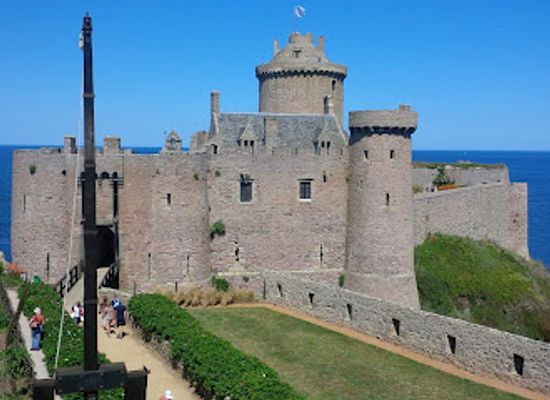 france/saint-malo/landmark/petit-be-fort