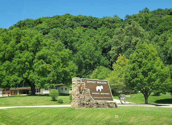 iowa/cedar-valley/landmark/effigy-mounds-national-monument