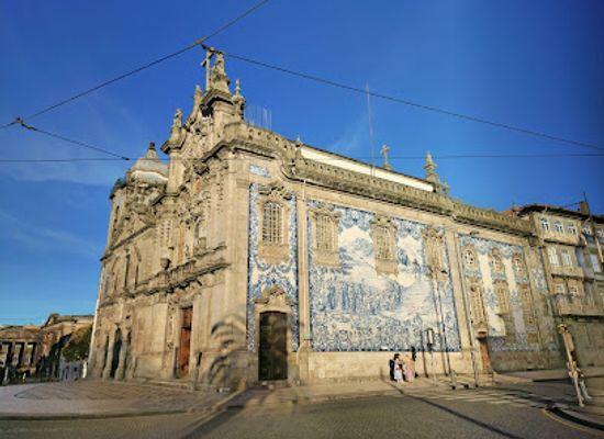 portugal/porto/landmark/igreja-do-carmo