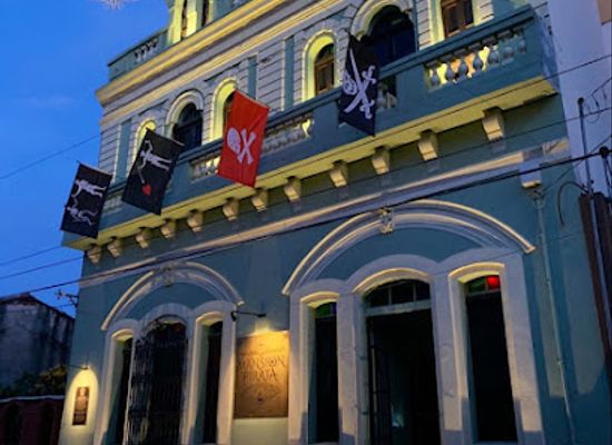 mexico/mazatlan/landmark/la-mansion-pirata