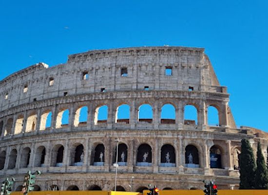 italy/rome/colosseo/landmark/colosseum