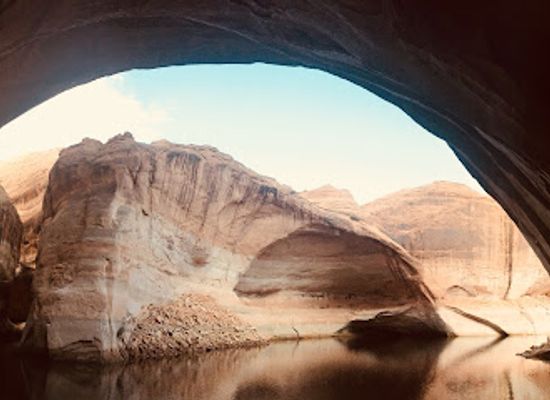 utah/henry-mountains/landmark/cathedral-in-the-desert