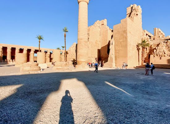 egypt/luxor/karnak/landmark/column-of-taharqa