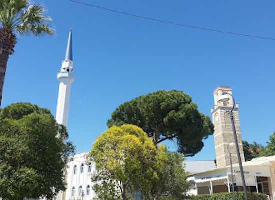 albania/kavaje/landmark/sahati-clock-tower