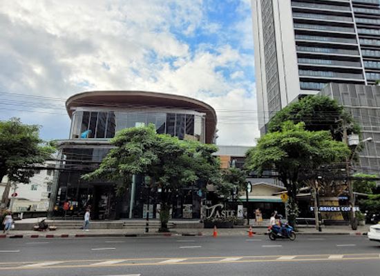 thailand/bangkok/thonglor/landmark/the-taste-thong-lo