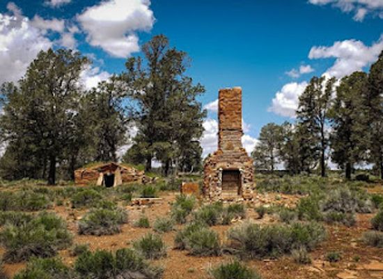 arizona/red-rock-country/landmark/historical-grand-canyon-airfield-red-butte