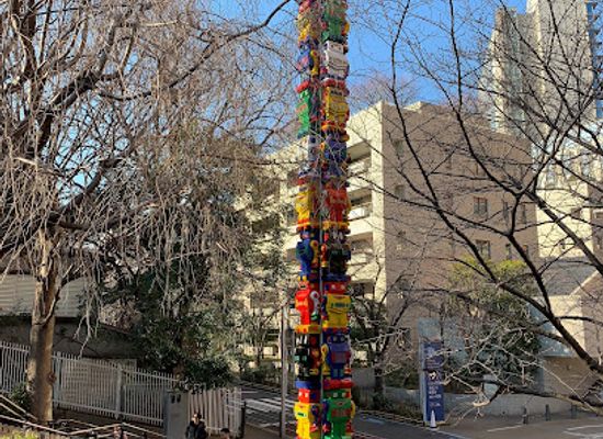 japan/tokyo/roppongi/landmark/roppongi-sakura-zaka
