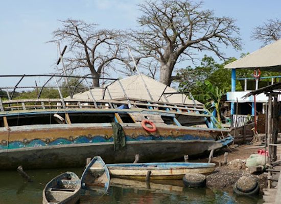 the-gambia/foni-kansala/landmark/lamin-lodge