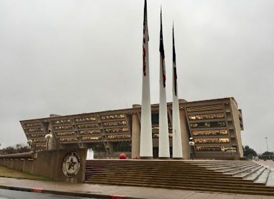 texas/north-texas/landmark/dallas-city-hall