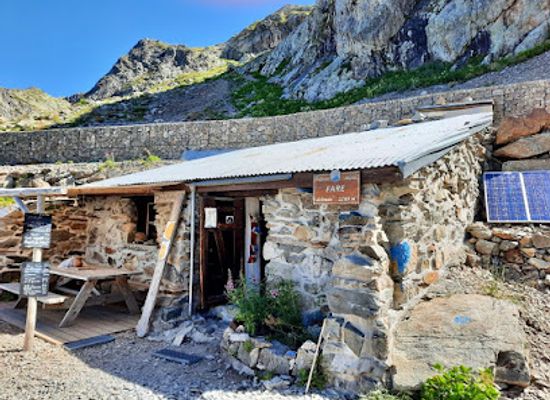 france/rhone-alpes/landmark/refuge-de-la-fare