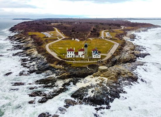 rhode-island/narragansett/landmark/beavertail-state-park