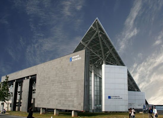 france/la-rochelle/landmark/university-of-la-rochelle