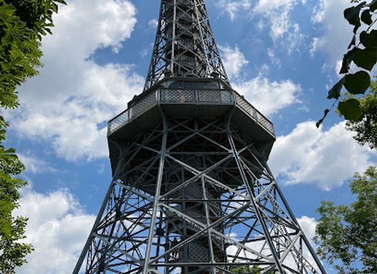 czechia/krkonose/landmark/petrin-tower