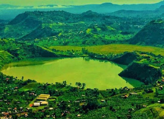 uganda/queen-elizabeth-national-park/landmark/crater-lakes-adventures