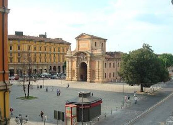 italy/emilia-romagna/landmark/p-za-xx-settembre