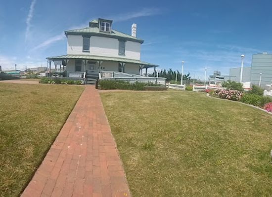 virginia/virginia-beach/town-center/landmark/atlantic-wildfowl-heritage-museum