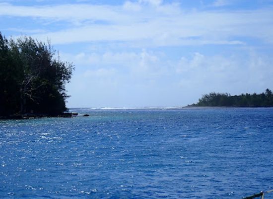french-polynesia/rangiroa/landmark/tiputa-pass