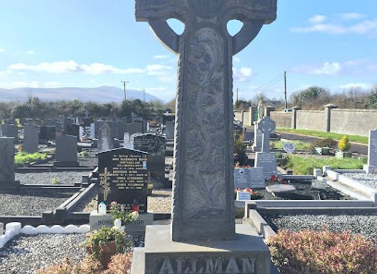 ireland/tralee/landmark/billy-leen-artistic-memorials-sculptures