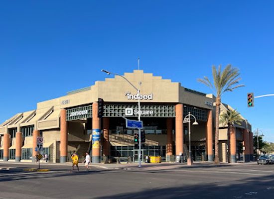 arizona/scottsdale/scottsdale-fashion-square/landmark/old-town-scottsdale