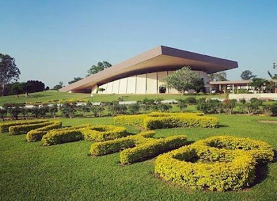 cote-d-ivoire/yamoussoukro-autonomous-district/landmark/grand-amphi-de-l-inp-hb-centre