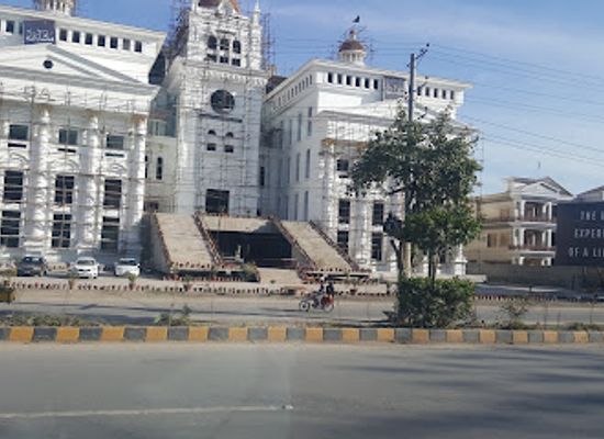 pakistan/faisalabad/landmark/lyallpur-galleria