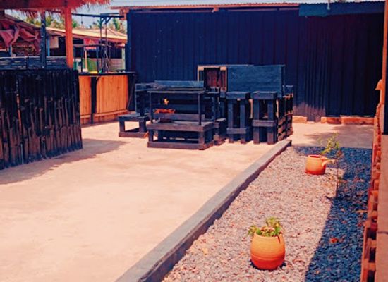 ghana/ada-foah/landmark/y-s-lounge