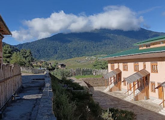 bhutan/bumthang-valley/landmark/phobjikha-resort
