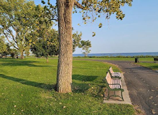 connecticut/greater-new-haven/landmark/bradley-point-park