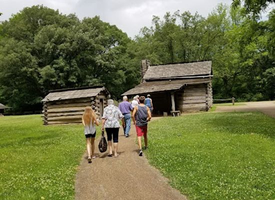 illinois/rock-river-valley/landmark/lincoln-s-new-salem-state-historic-site