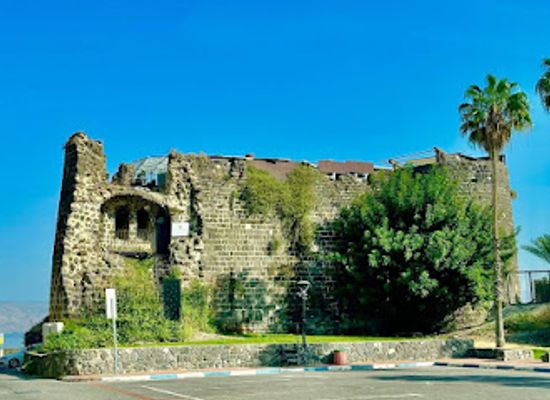 israel/tiberias/landmark/dona-castle