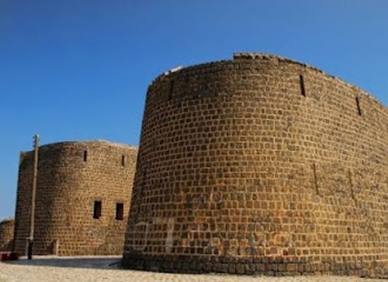 yemen/dhamar/landmark/seera-castle