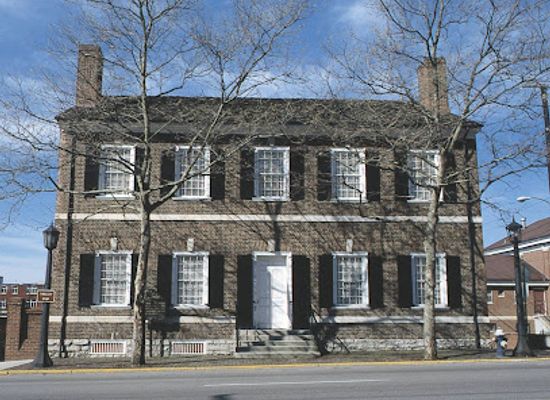 kentucky/lexington/landmark/mary-todd-lincoln-house