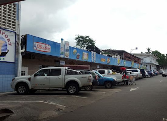 gabon/estuary-province/landmark/carrefour-by-prix-import