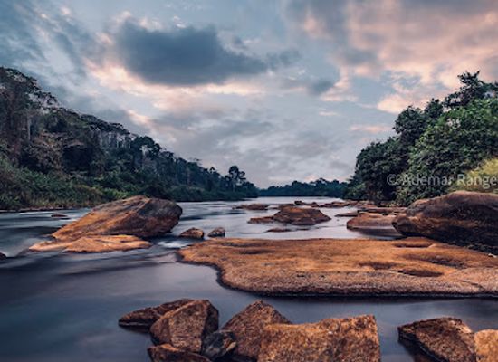 angola/okavango-basin/landmark/calandula-falls