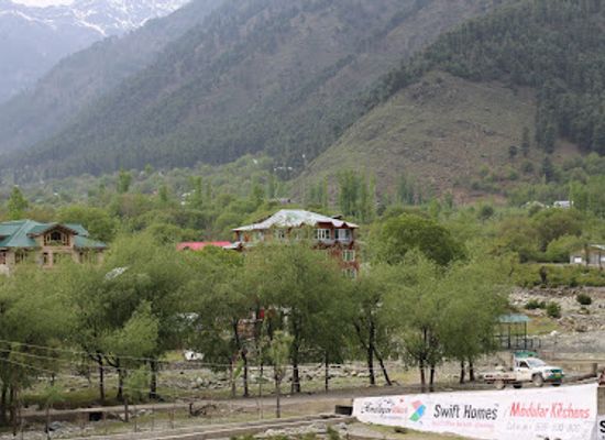 india/pahalgam/landmark/river-rafting