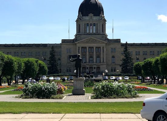 canada/regina/downtown-regina/landmark/walter-scott-memorial