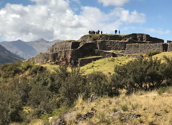peru/cusco-region/landmark/puka-pukara-archaeological-complex