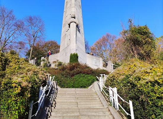 belgium/wallonia/landmark/parc-de-la-citadelle