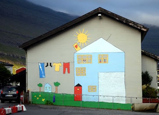faroe-islands/klaksvik/landmark/skulin-a-ziskatroo